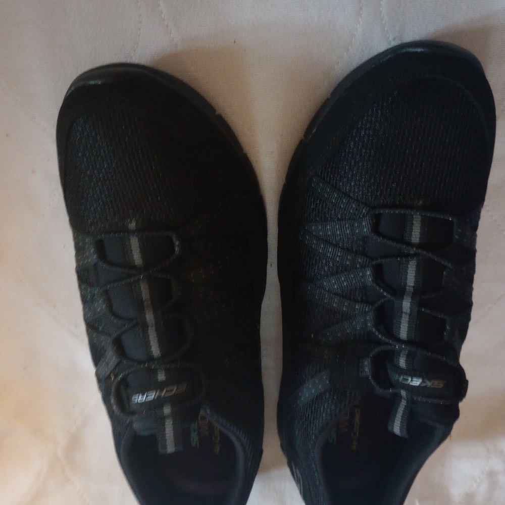 Sketchers wide fit
